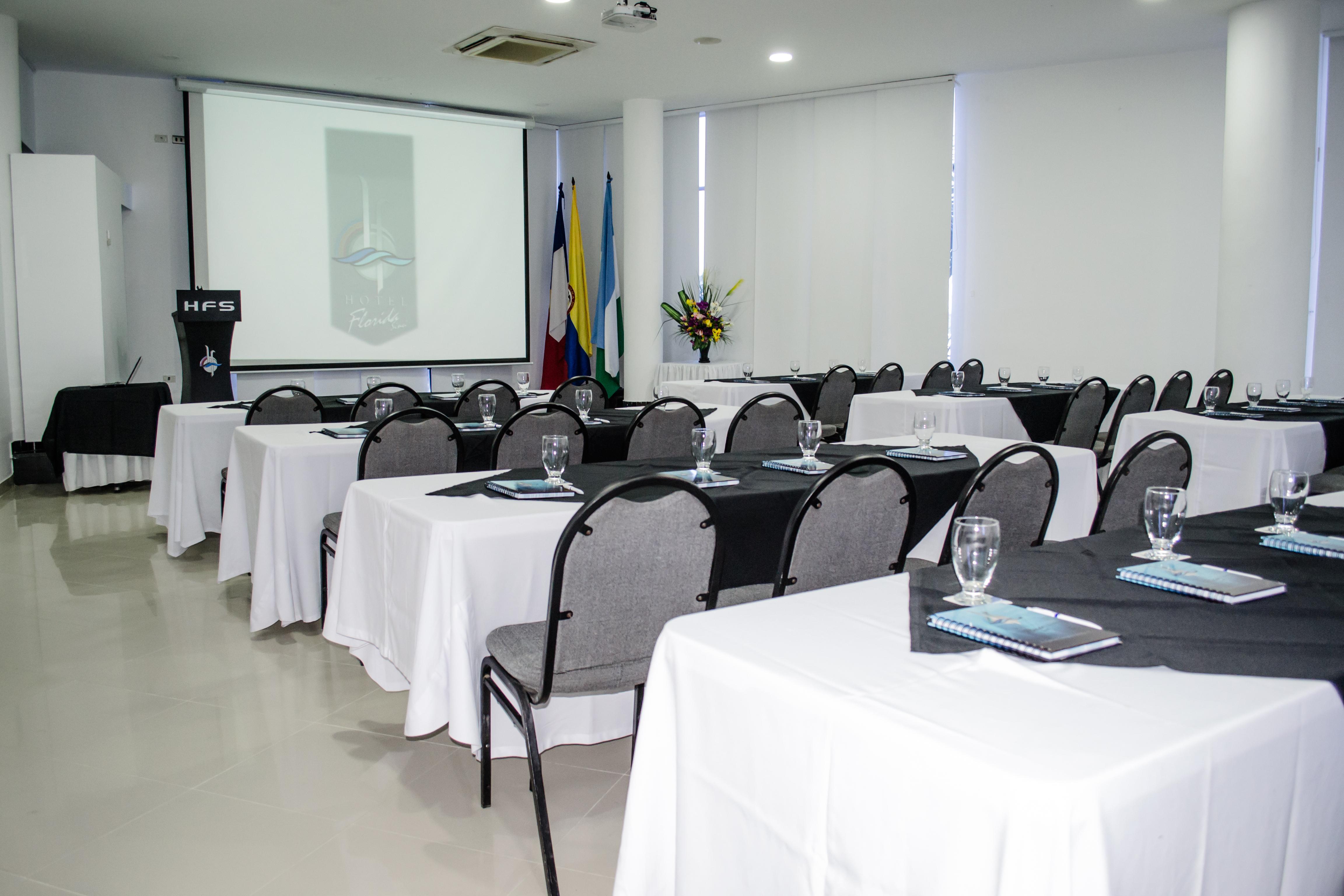 Hotel Florida Sinu Montería Zewnętrze zdjęcie